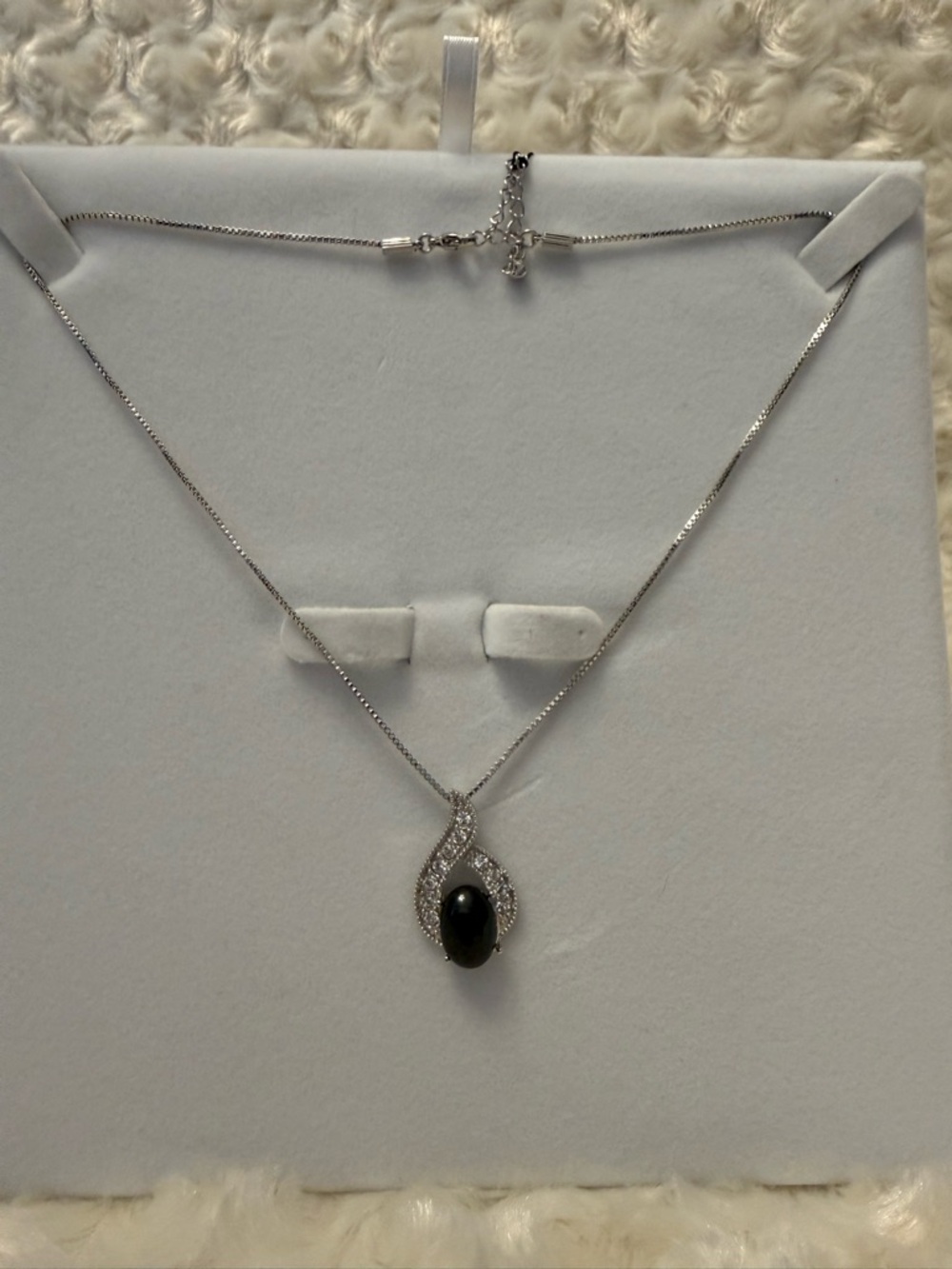 Silver Teardrop Pendant Necklace with Black Stone